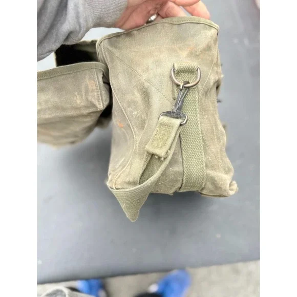 Vintage US Army Canvas Field Bag C-189 XGR Military Utility Satchel - Picture 4 of 6